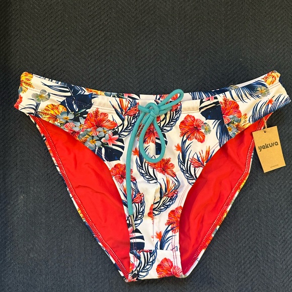 yekusa Other - Floral Print Men's Swim Briefs | Size Medium